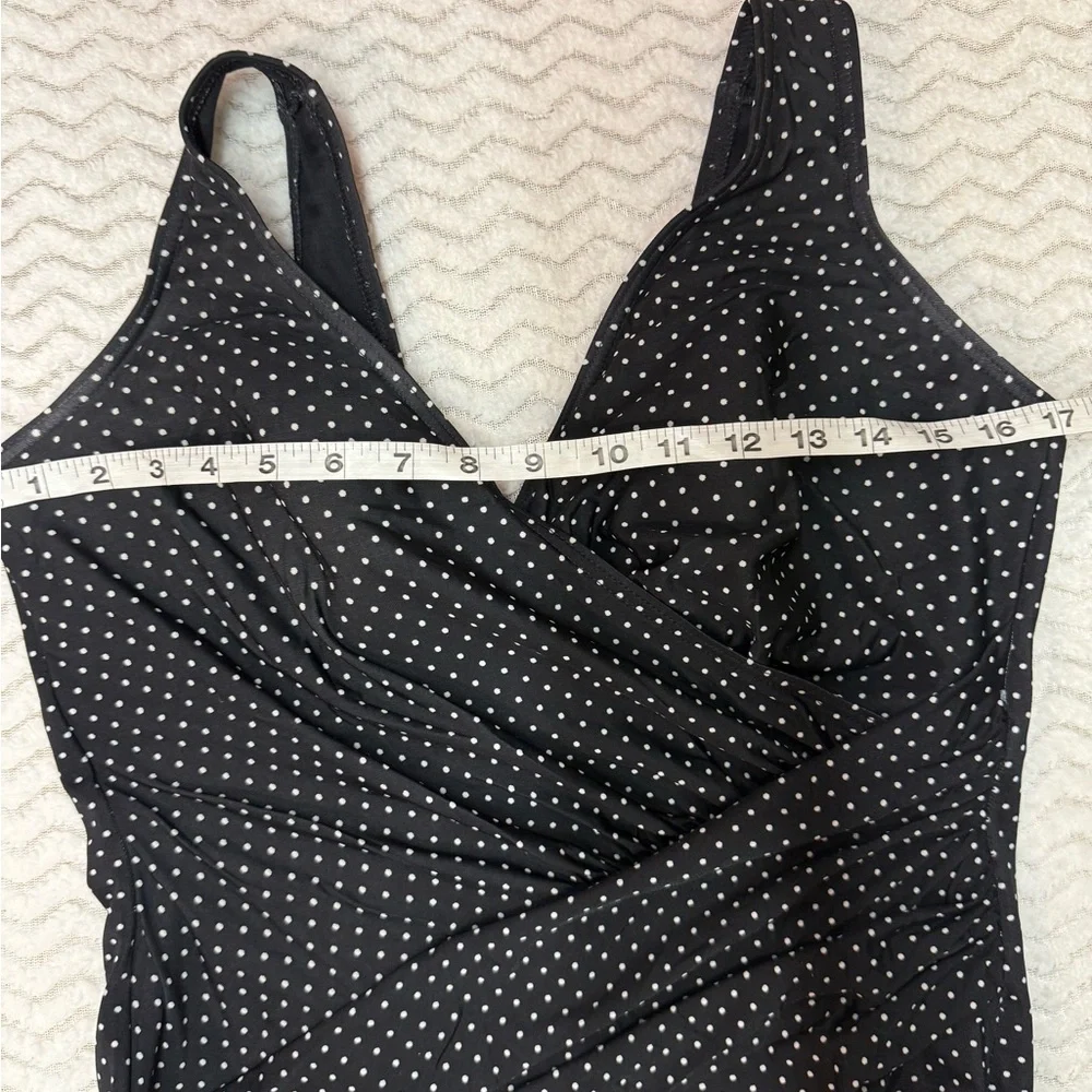 Miraclesuit Black White Polka Dot Padded One Piece Swimsuit Sz 16W